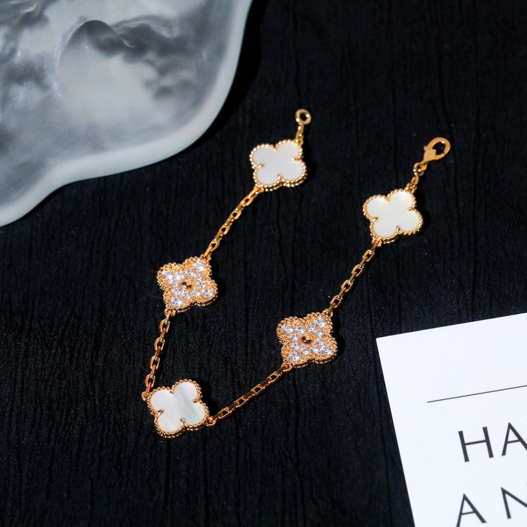 [Clover Jewelry]CLOVER BRACELET 5 MOTIF WHITE MOP DIAMOND