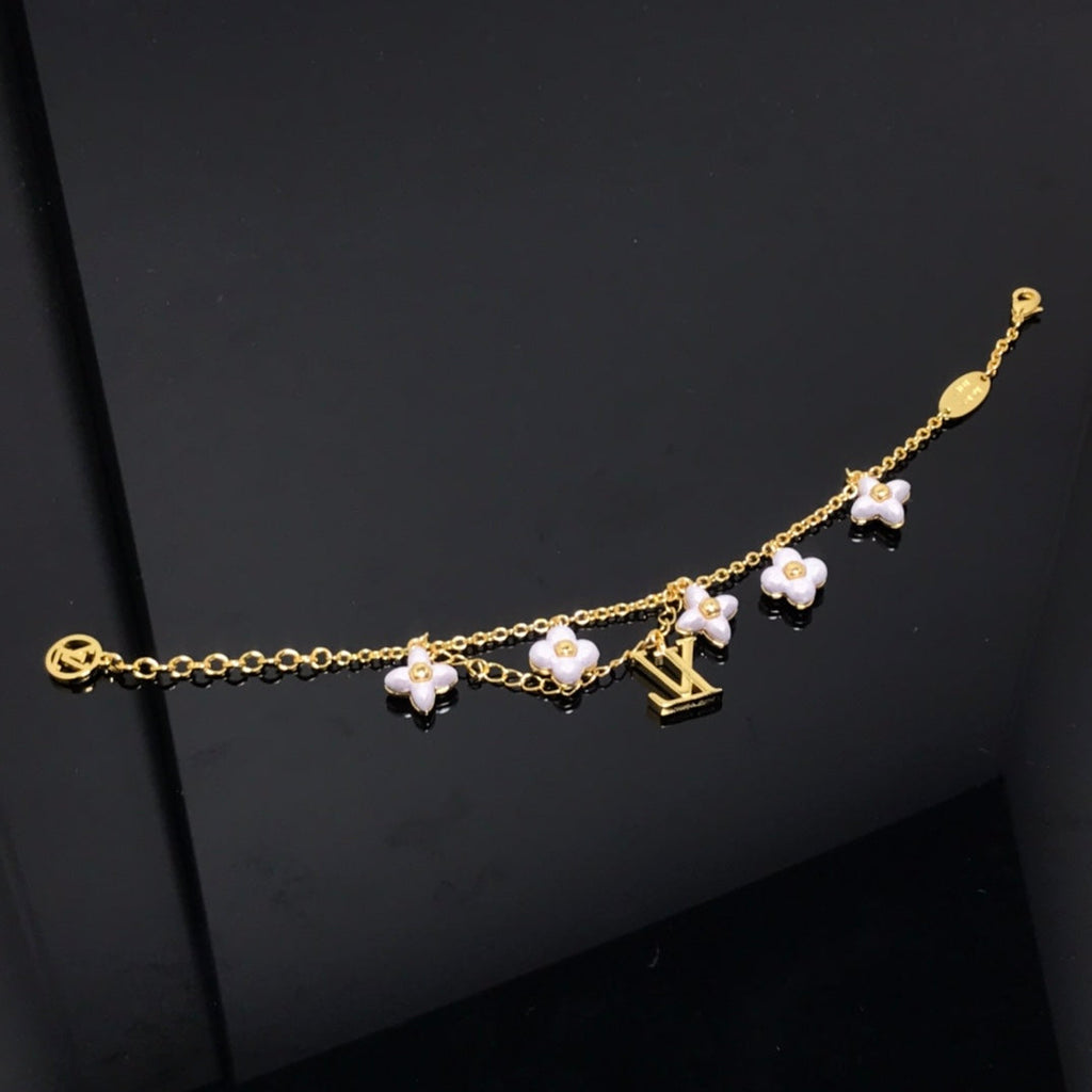 [Clover Jewelry]LOGO 6 MOTIV STERNE UND SONNE GOLDENES ARMBAND