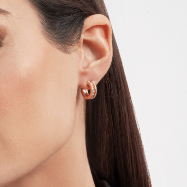 [Clover Jewelry]ZERO 1 ROCK GOLD EARRINGS WITH STUDDED SPIRAL AND PAVED DIAMONDS