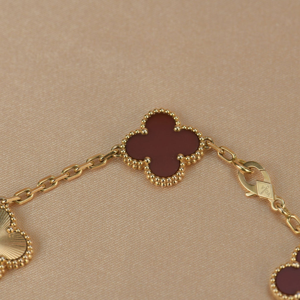 [Clover Jewelry]CLOVER  5 MOTIFS CARNELIAN GOLD BRACELET