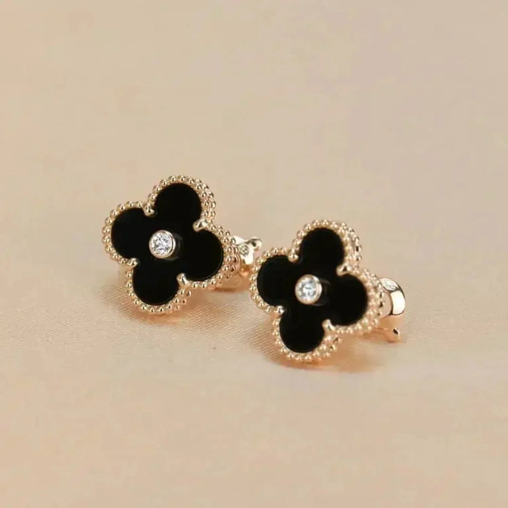 [Clover Jewelry]CLOVER MEDIUM 1 MOTIFS ONYX DIAMOND EARRINGS
