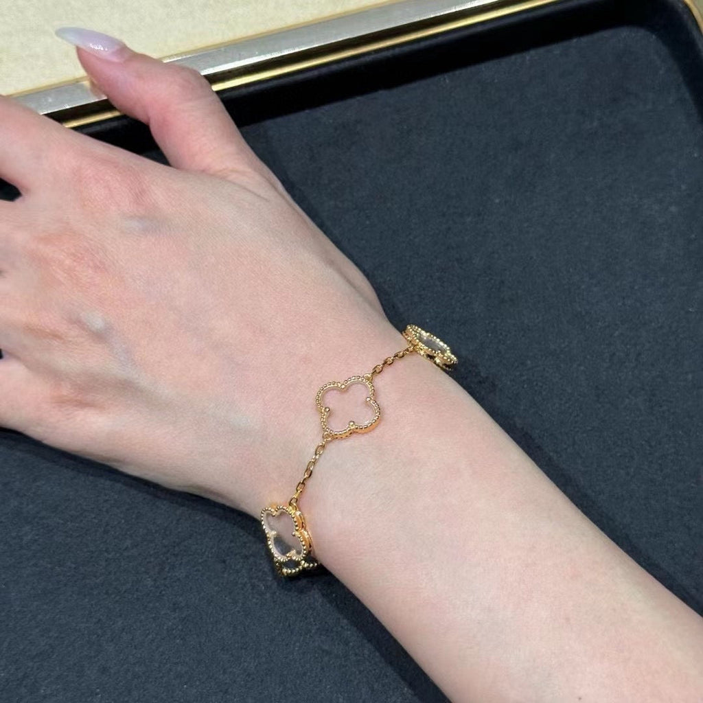 [Clover Jewelry]CLOVER 5 MOTIF ROCK CRYSTAL PINK GOLD BRACELET