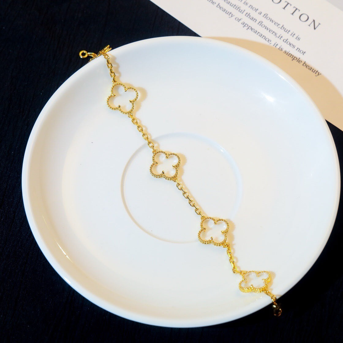 [Clover Jewelry]CLOVER 5 MOTIF ROCK CRYSTAL PINK GOLD BRACELET
