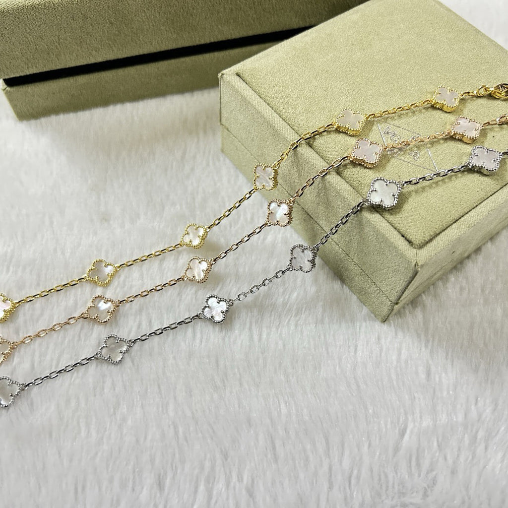 [Clover Schmuck]KLEEBRETT 6 MOTIV WEISSER PERLMUTT-ARMBAND