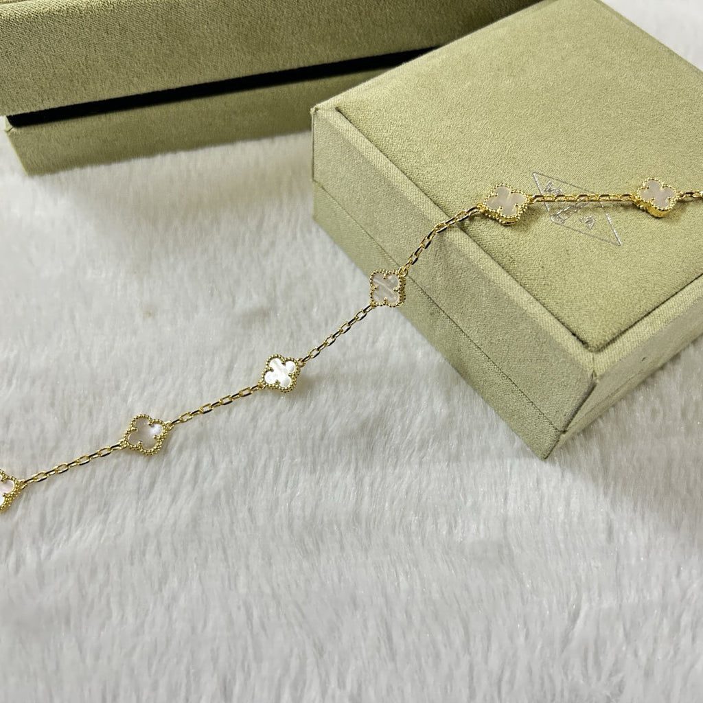 [Clover Schmuck]KLEEBRETT 6 MOTIV WEISSER PERLMUTT-ARMBAND