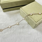 [Clover Schmuck]KLEEBRETT 6 MOTIV WEISSER PERLMUTT-ARMBAND