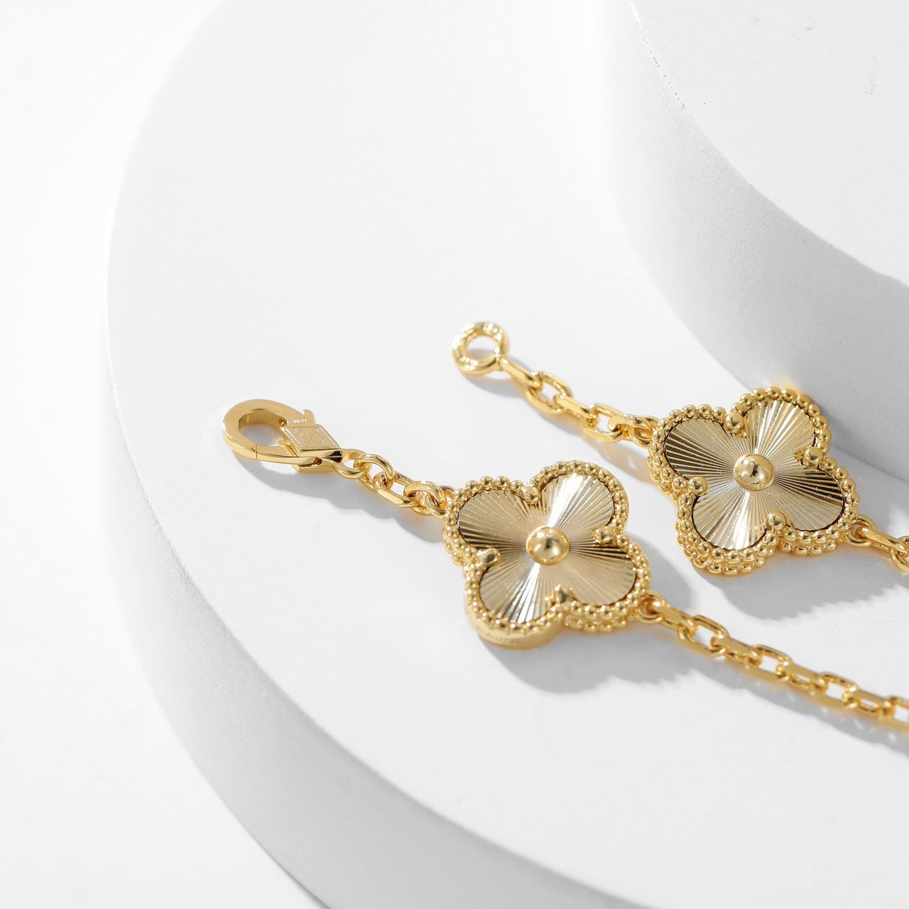 [Clover Jewelry]CLOVERS THE 10-MOTIFS LASER NECKLACE
