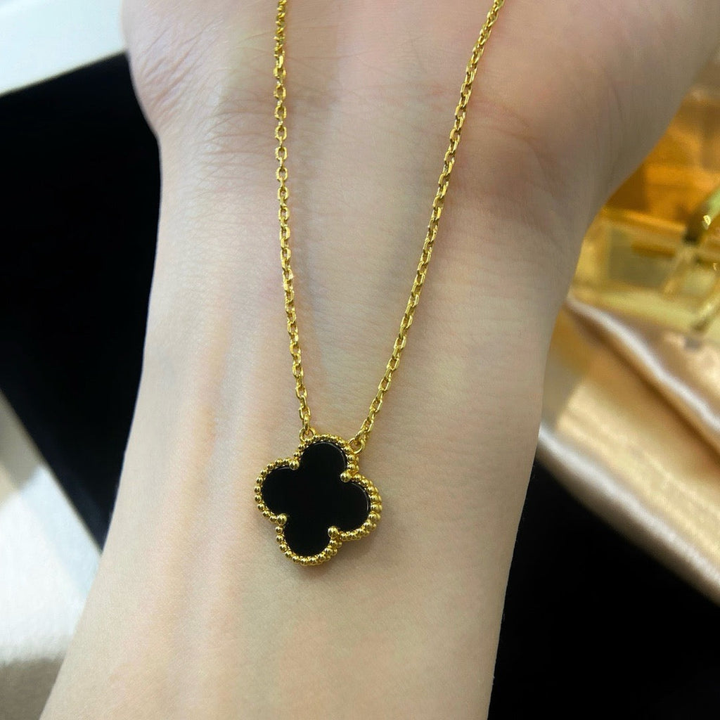 [Clover Jewelry]CLOVER 15MM BLACK ONYX SINGLE FLOWER NECKLACE