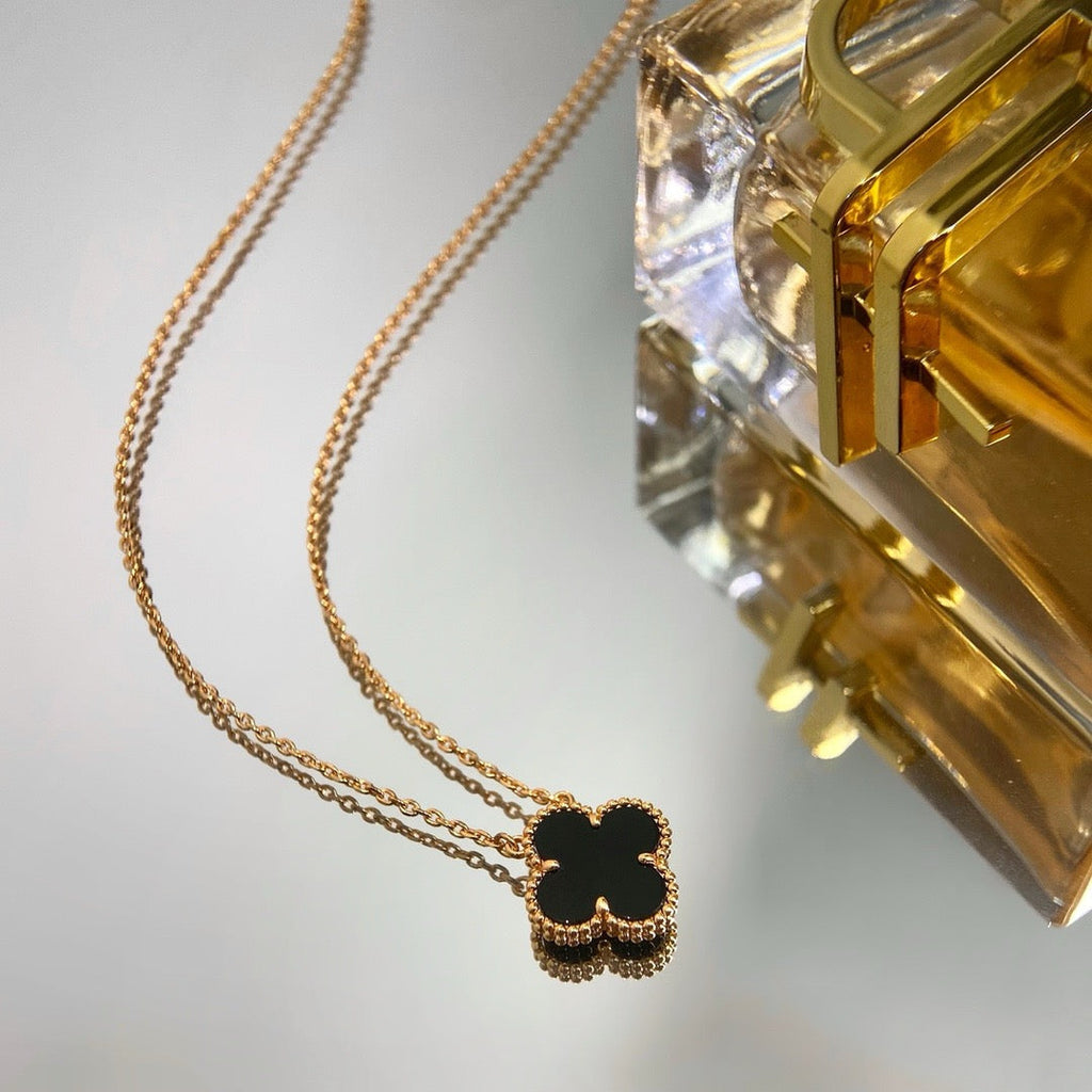 [Clover Jewelry]CLOVER 15MM BLACK ONYX SINGLE FLOWER NECKLACE