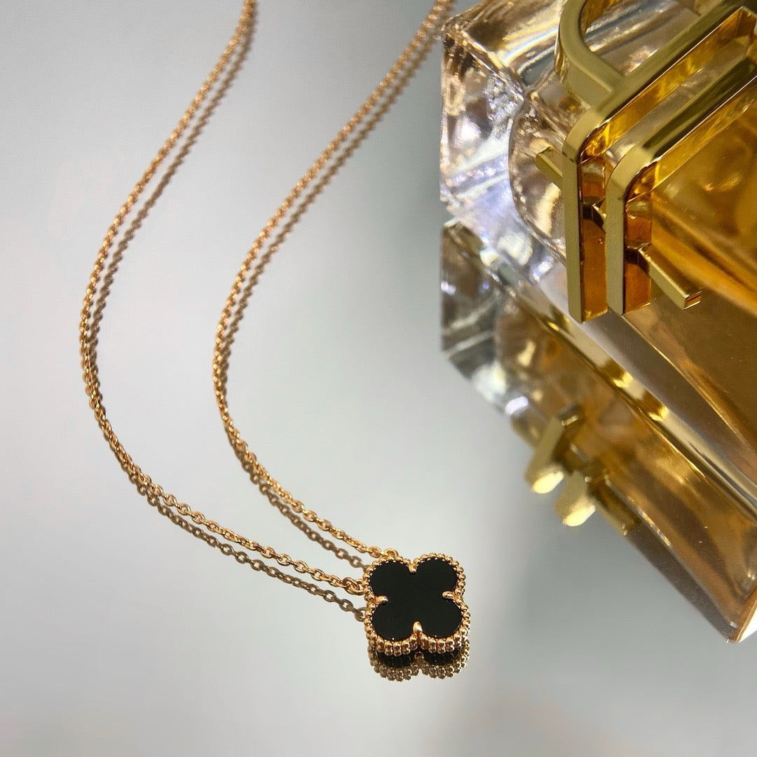 [Clover Jewelry]CLOVER 15MM BLACK ONYX SINGLE FLOWER NECKLACE