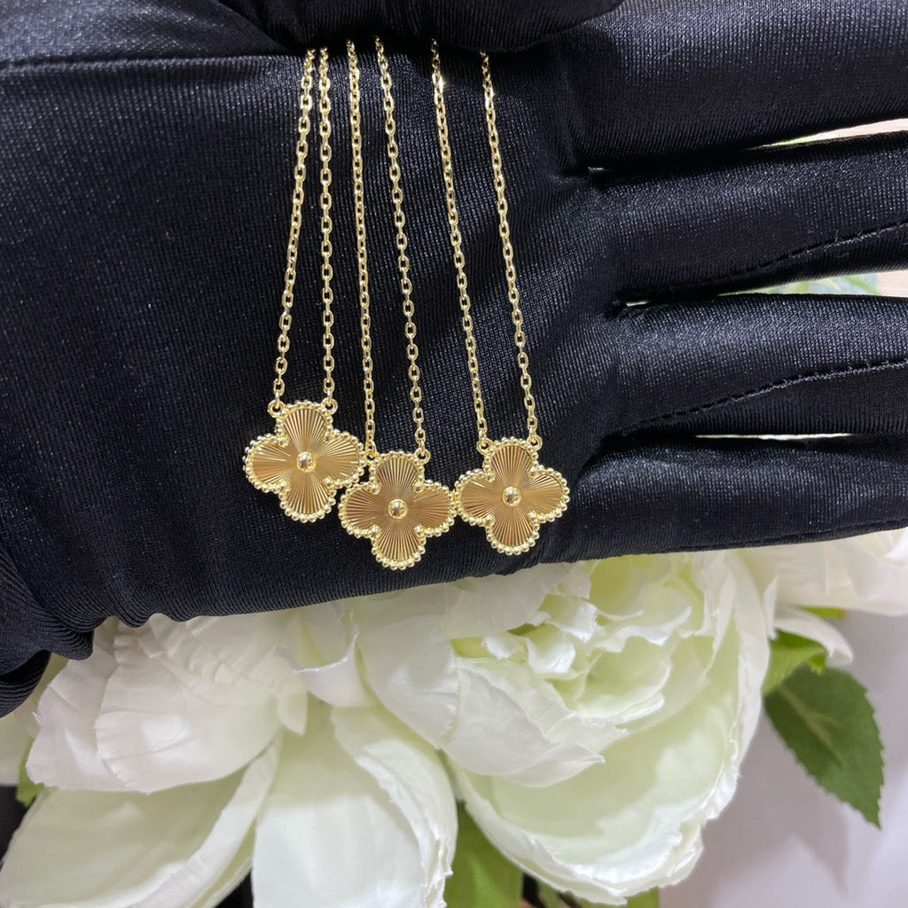 [Clover Jewelry]CLOVER 15MM LASER NECKLACE