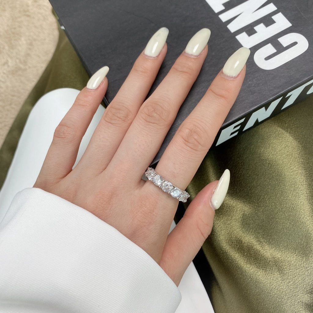 [Clover Jewelry]Wunderschöner Tennisring mit runden Diamanten