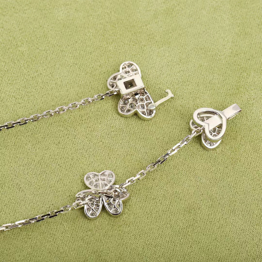 [Clover Jewelry]FRIVOLE SILVER 9 FLOWERS NECKLACE