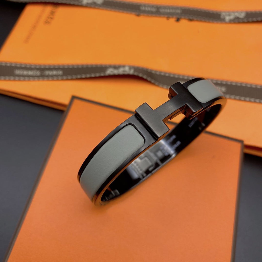 [クローバー・ジュエリー] CLIC HM SO ブラック グレー ブレスレット