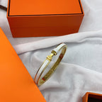 [クローバージュエリー]CLASSIC HM CLIC ホワイト 8mm エナメルブレスレット