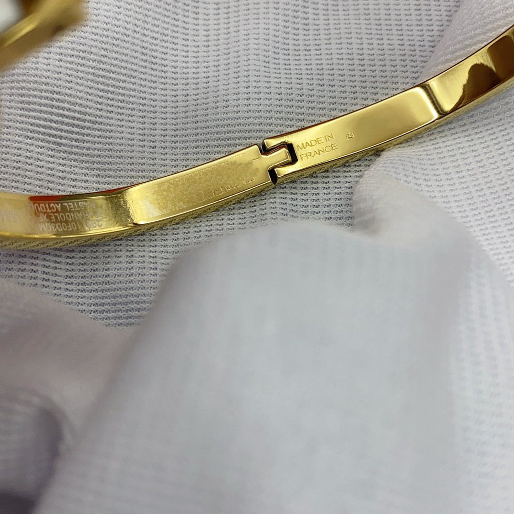 [クローバージュエリー]CLASSIC HM CLIC ホワイト 8mm エナメルブレスレット