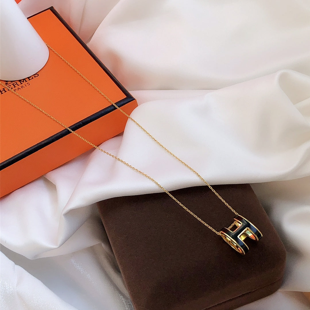 [Clover Jewelry]HM CLIC BLACK ENAMEL GOLD NECKLACE