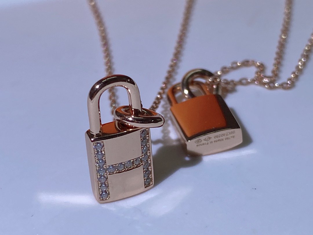[Clover Jewelry]HM ADVANCED NICHE LOCK HEAD NECKLACE DIAMONDS