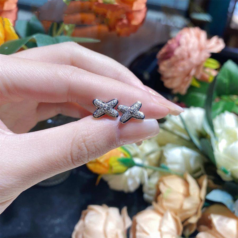 [Clover Jewelry]JEUX DE SILVER DIAMOND EARRINGS