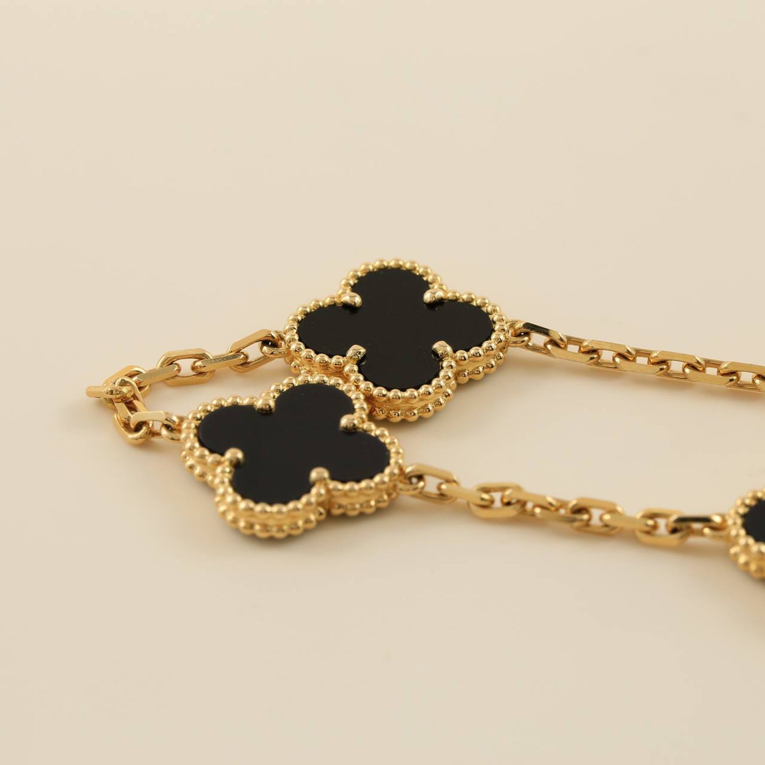 [Clover Jewelry]CLOVER  5 MOTIFS BLACK ONYX BRACELET