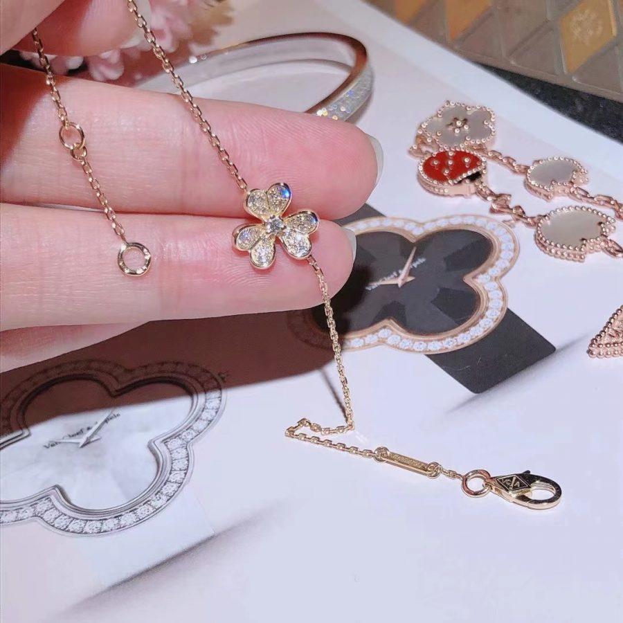 [Clover Jewelry]FRIVOLE GOLD BLUMEN DIAMANTEN ARMBAND