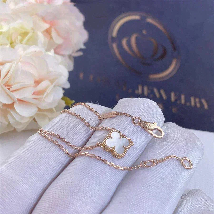 [Clover Jewelry]CLOVER WHITE MOP SINGLE FLOWER ARMBAND