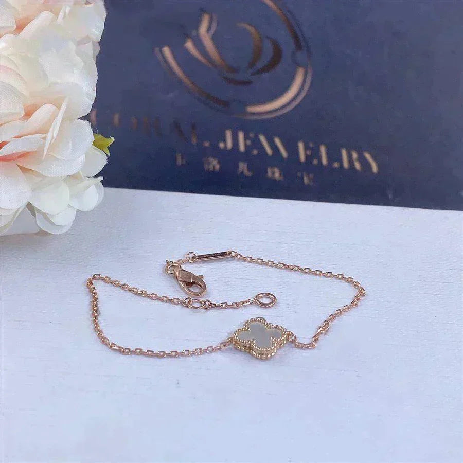 [Clover Jewelry]CLOVER WHITE MOP SINGLE FLOWER ARMBAND
